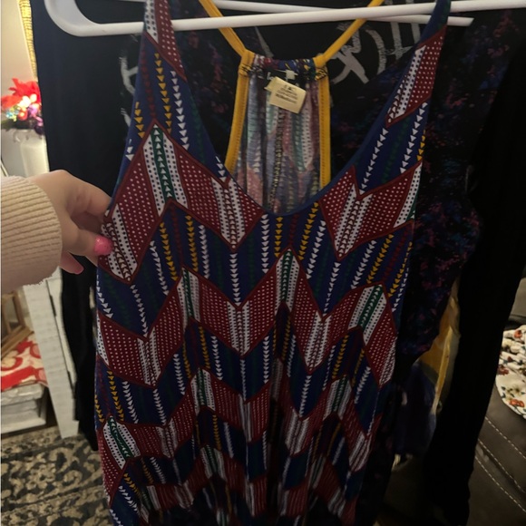 Women’s Top Lot - Picture 4 of 11